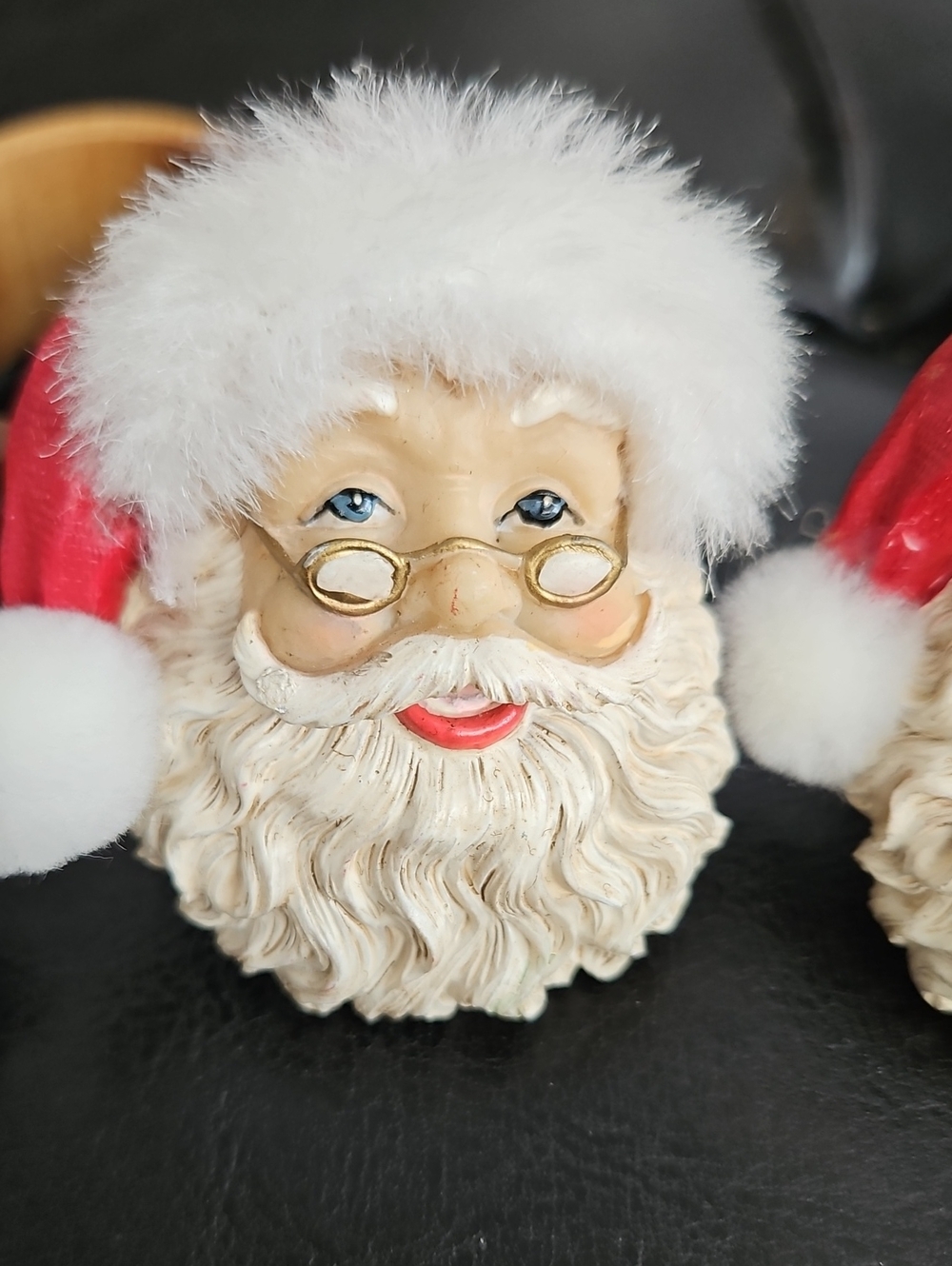 Festive Santa Claus Napkin Rings - Set of 4 Invlude The 6 Wooden Napkins Rings